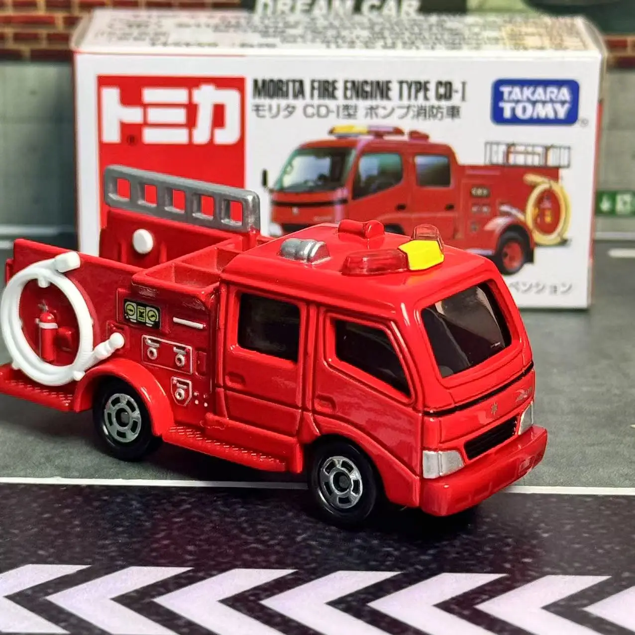 Takara Tomy Tomica # 041 Morita motor de bomberos tipo CD-I coche de aleación vehículo Diecast Metal modo colección exhibición niño juguete para regalo