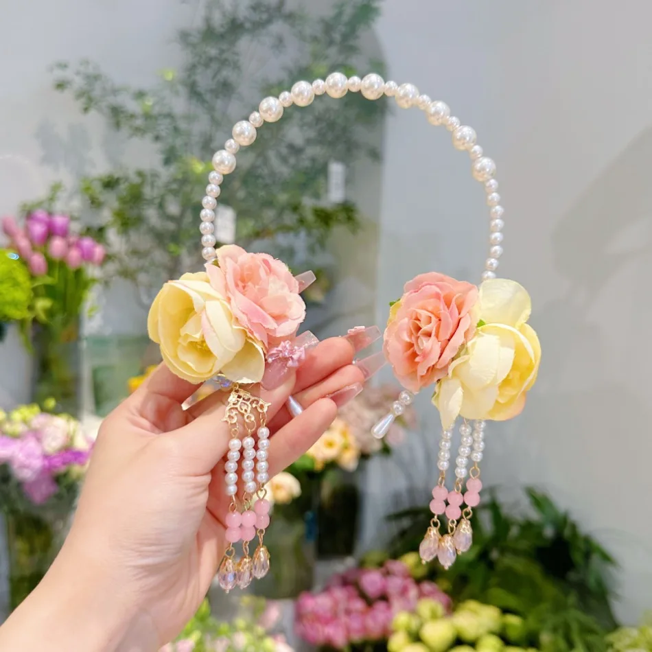 

New Handmade Flower Girl's Headband with Pearls and Feathers for Princess Dance Party Wedding Crown Fashion Hoop Accessory