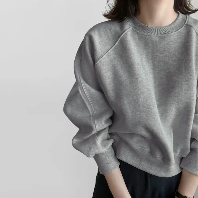 

Осень и зима Новая однотонная толстовка с круглым вырезом, простая и универсальная короткая толстовка с длинными рукавами, свободный удобный повседневный спортивный топ