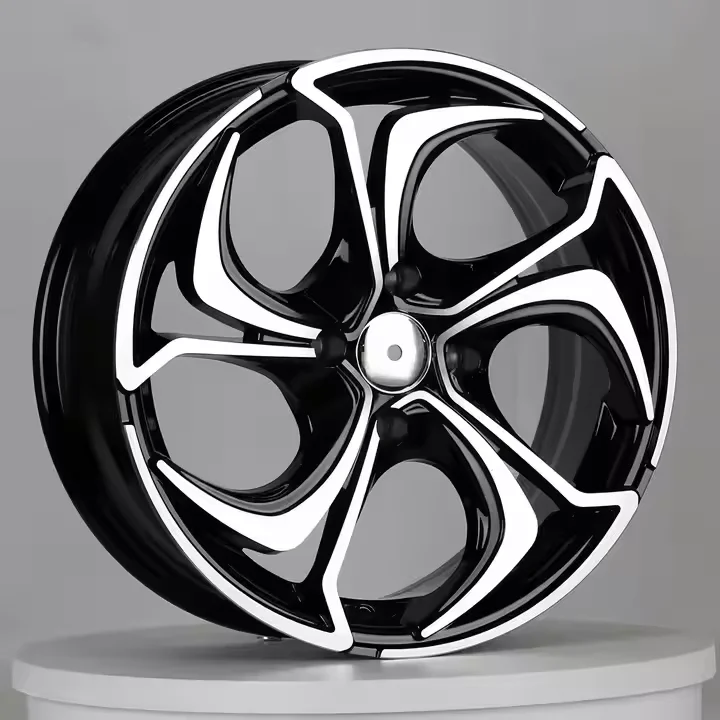 Aangepaste gesmede personenauto wielen 15 inch 4-gaats 13-16 inch kleine lichtmetalen velg universele 4x100 4x114.3 autowielen velgen