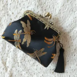 Perdido em Vintage Dragonfly penas Coin saco Design Brocade tecido BClutch ouro beijo fecho de bloqueio com Tassel pingente casamento saco