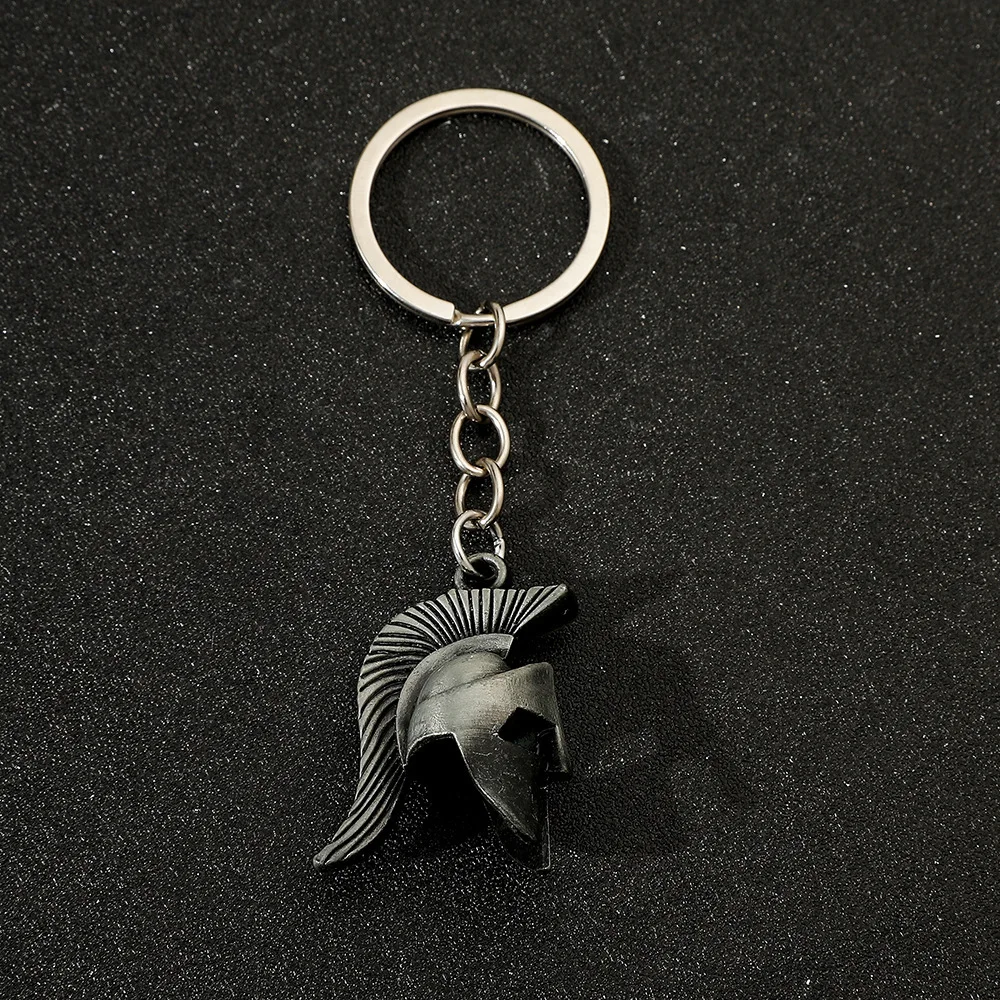 Gladiator Helmet Keychain Vintage Copper Metal Macedonian Warrior Helmet Key Pendant Tourist Cultural Charm Souvenir
