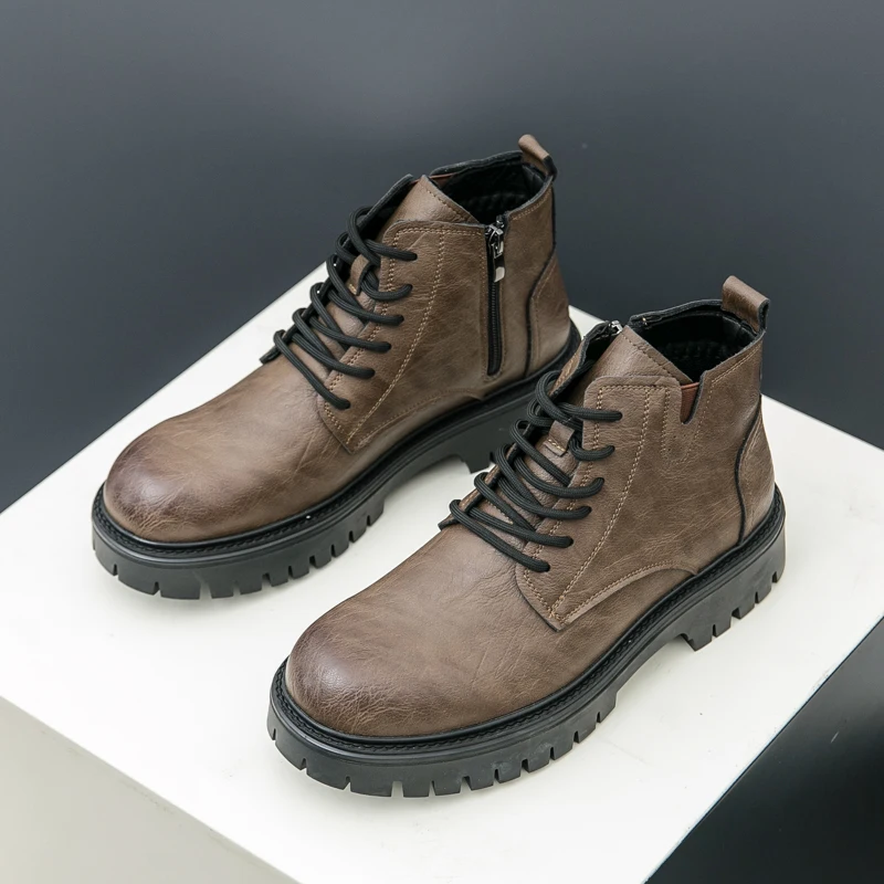 

Thick Soled Height Increasing Men Boots PU Solid Color Fashionable Classic Comfortable Men Ankle Boots