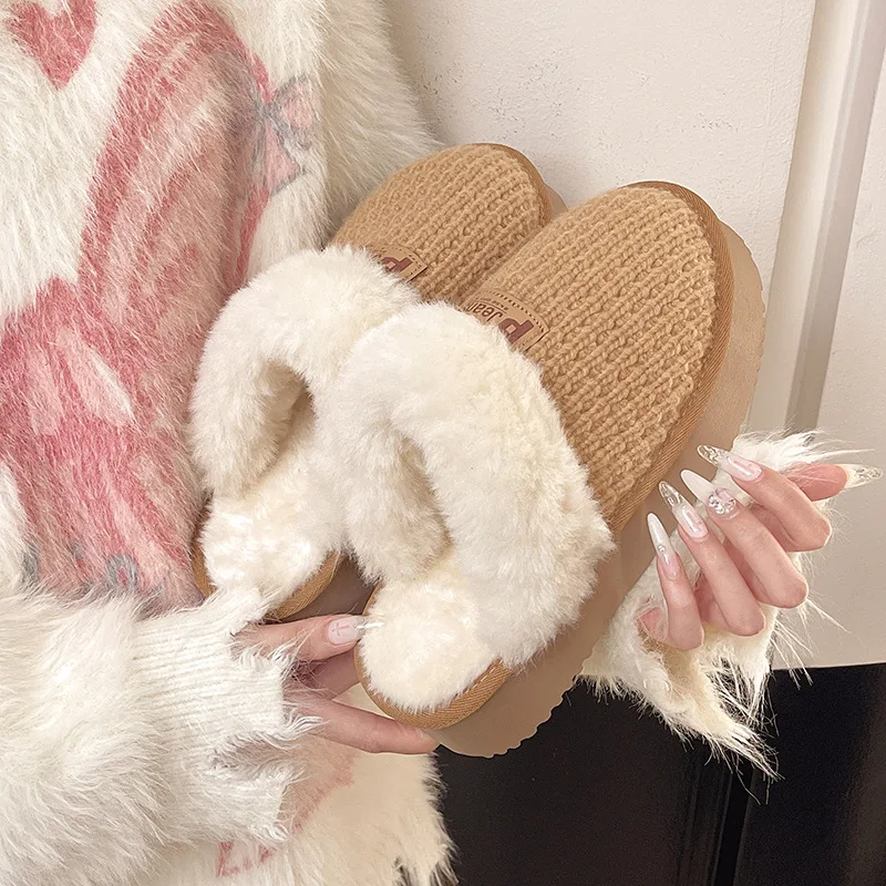 

Thick-Soled Snow Boots Furry Slippers for Women Knitted Closed-Toe Half Slippers Winter Slip-on Fleece-lined Cotton Slippers