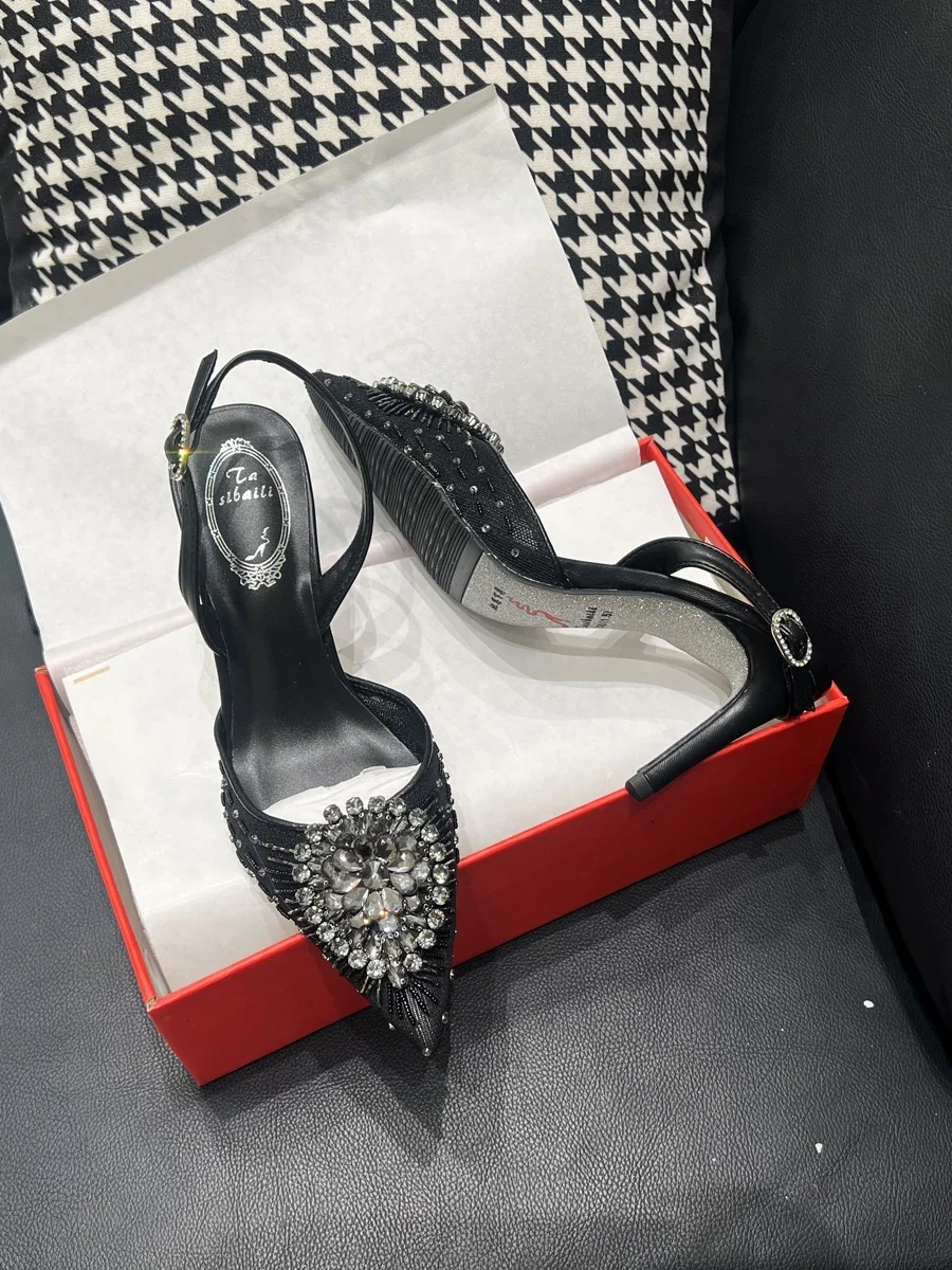 Sandali estivi con una linea di diamanti tacchi alti da donna scarpe di cristallo con tacco sottile nero sandali Sexy da donna