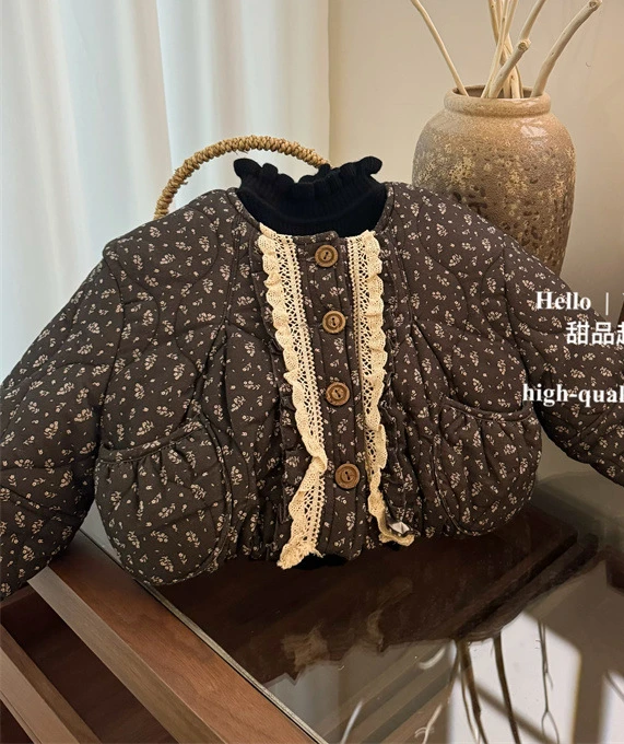 

Зимняя куртка на хлопковой подкладке для девочек, новый стиль, корейская кружевная куртка с хлопковой подкладкой с цветочным принтом, детская куртка, простое повседневное модное пальто для детей
