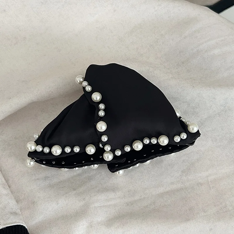 

French Vintage Triangle Shark Clip Satin Pearl Beads Elegant Alligator Hair Claw for Back Ponytail Bun Office