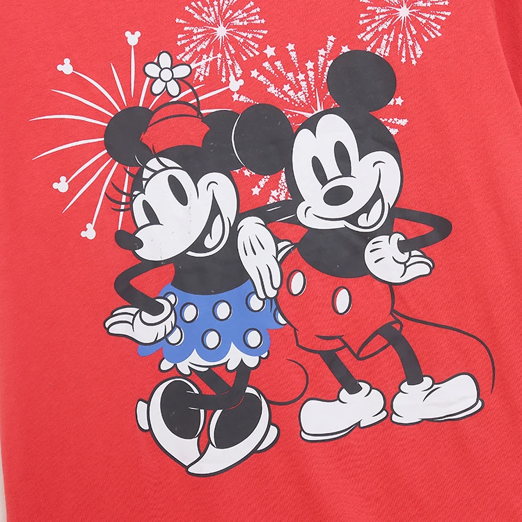 ديزني 2025 كارتون احتفالي لطيف قصير الأكمام تي شيرت ، رقيقة فضفاضة لينة مريحة مشرق أعلى المرأة عارضة صبي وفتاة