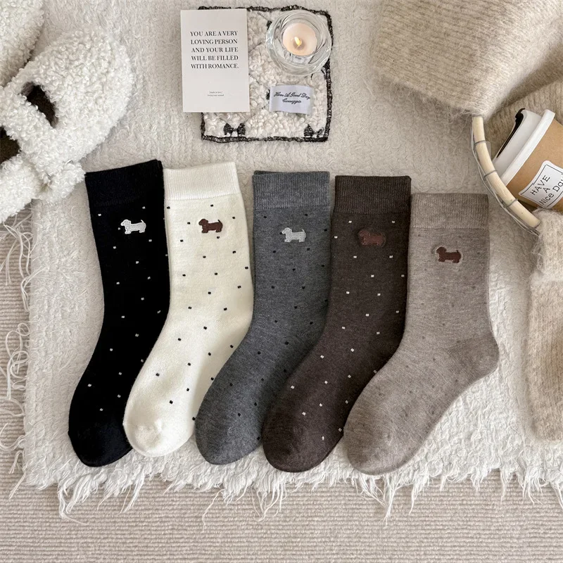 1/5 Paar Damen-Herbst-Winter-Cartoon-Welpen-Mid-Tube-Socken aus Wolle für Wärme, Schweißabsorption, Komfort, Freizeitsocken