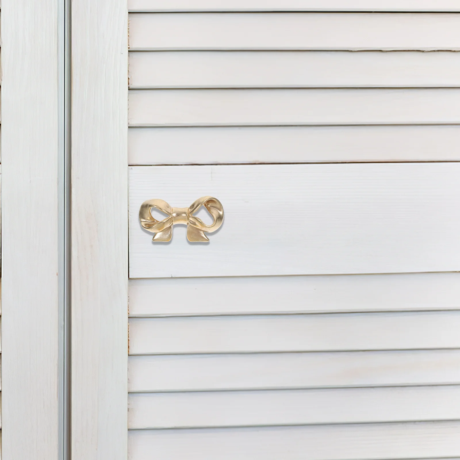 

2pcs Vintage Brass Shaped Drawer Knobs Solid Brass Cabinet Bowknot Design Decorative Hardware For Furniture Dressers Cupboards