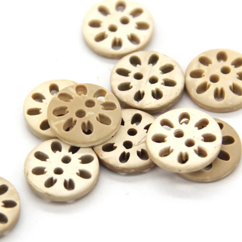 13mm Hollow White Coconut Wood Natural Buttons For Clothing Flower Carved Sewing Crafts Wooden Children Scrapbooking Wholesale