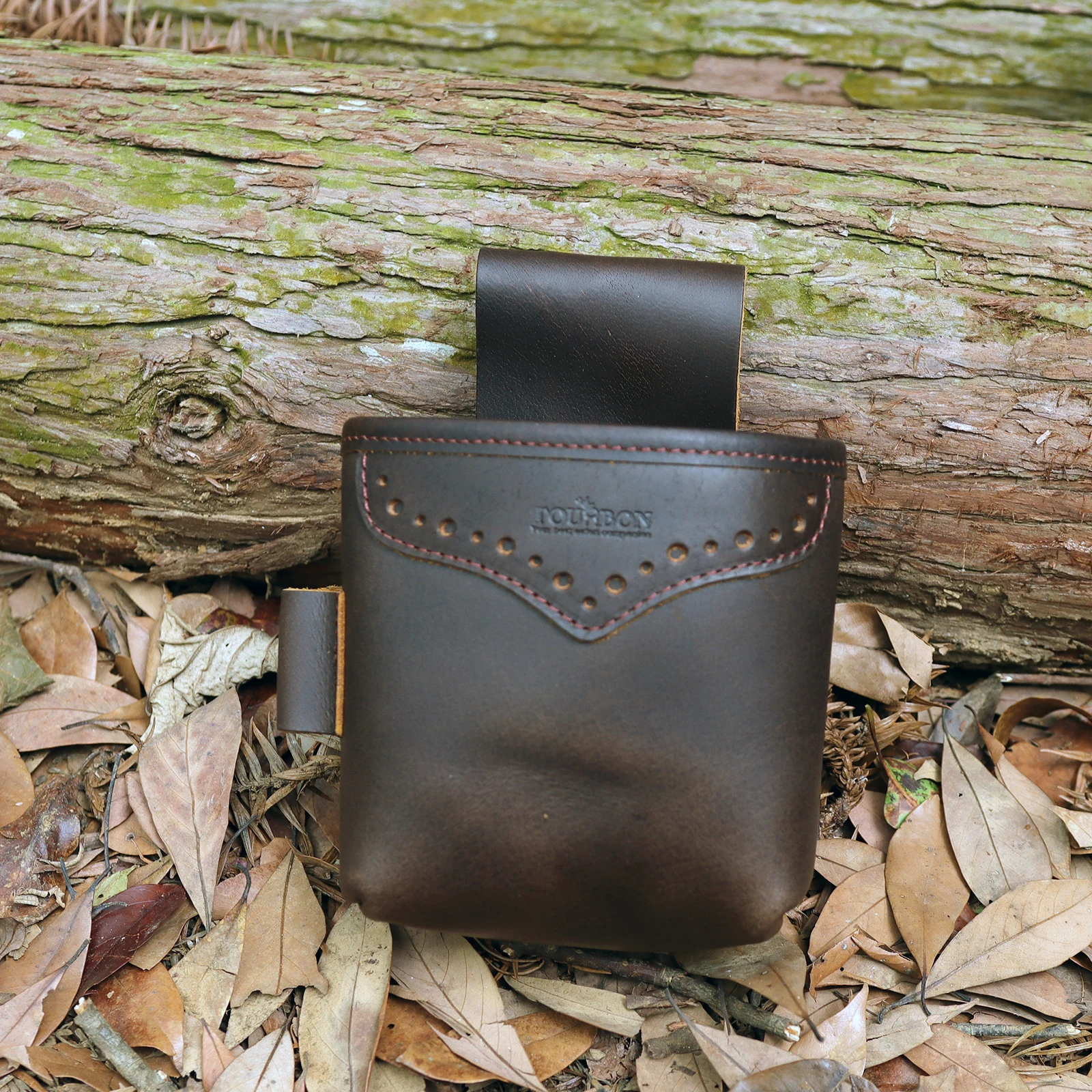 

Tourbon Leather Trap Shooting Cartridges Waist Bag Hunting Ammo Storage Shell Pouch with Bullet Loops for 12/16/20 Gauge Hunting