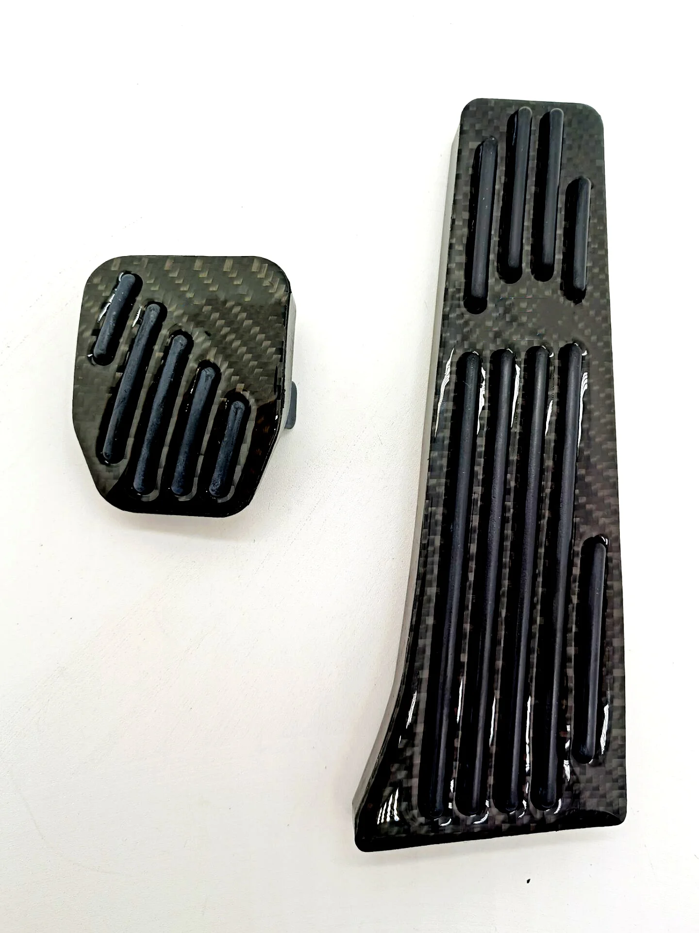 For BMW  i3 i8 i01 i12 M2 M3 M4 M5 M6  F80 F82 F87 F10 F12 F13 Foot Rest Brake Pedal For Brake Accelerator Fuel Car Pedals