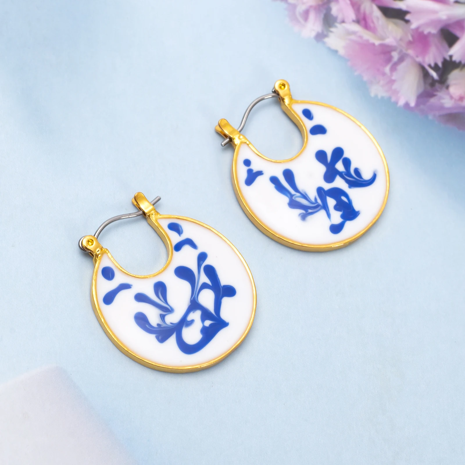 Blue and White Porcelain Earrings: Elegant and Timeless Jewelry Pieces…