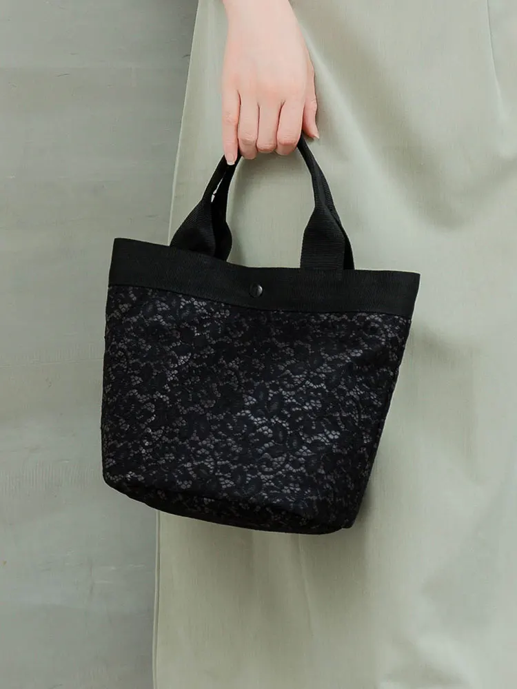 

2025 Light Luxury And Fashionable Lace Lace Handbag, Casual And Versatile Personalized And High-end Commuting Women's Bag Trendy