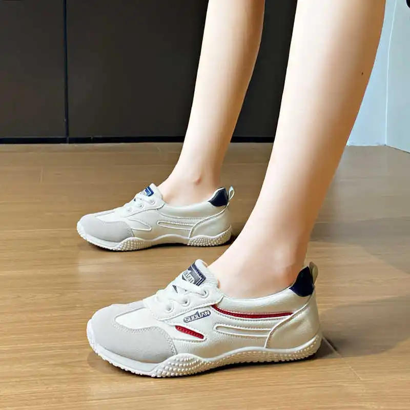 

Женские ботинки на плоском каблуке, увеличивающие рост, красные тканые повседневные кроссовки, женская повседневная женская обувь, спортивная роскошная цена премиум-класса