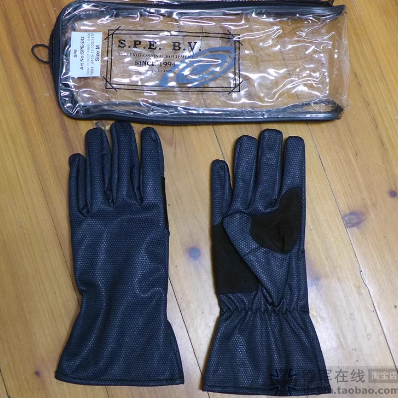 

Совершенно новые оригинальные ветрозащитные и огнестойкие боевые перчатки Dutch.