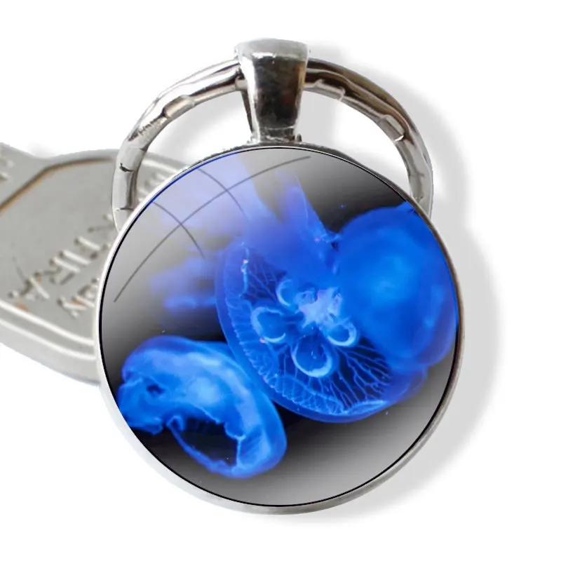 Jellyfish Keychain para homens e mulheres pingente de metal cabochão de vidro chaveiro clássico