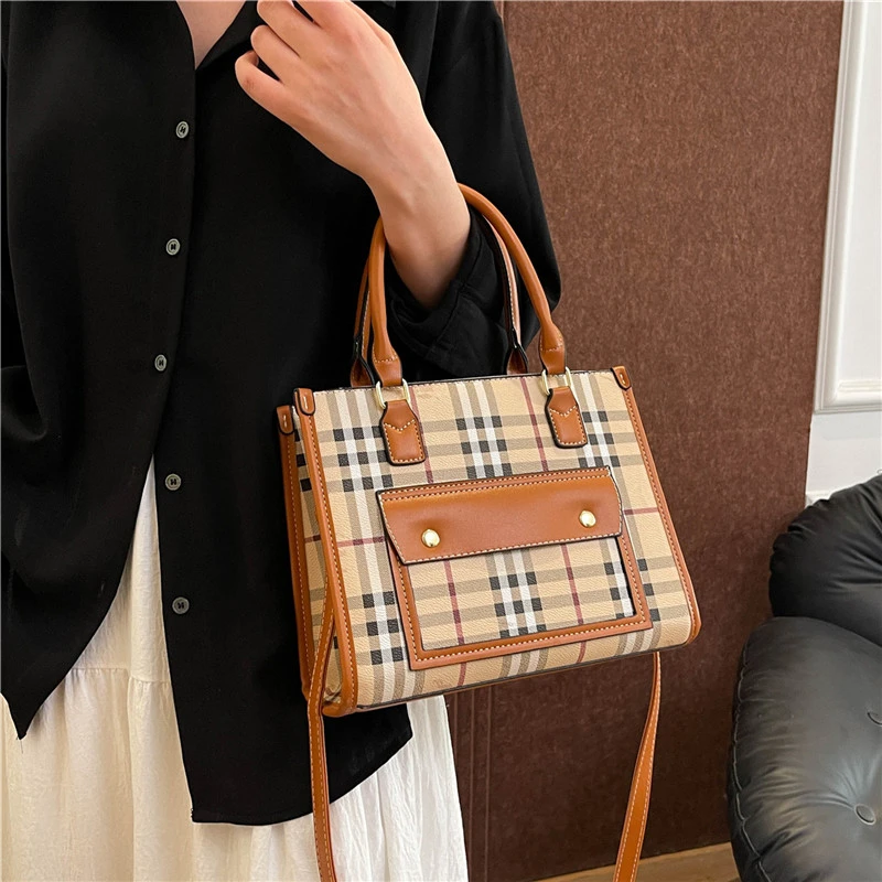 

Classic Women's Leather Handbag Luxury Shoulder Bag Elegant Designer Crossbody Tote For Modern Chic Outfits