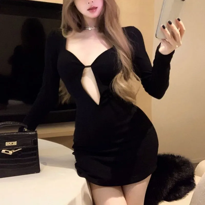 

Sexy French Style Hollow Out Mini Dress Women's Clothing Solid Color Spring Autumn Aura Stylish V-Neck Elegant Bag Hip Dresses