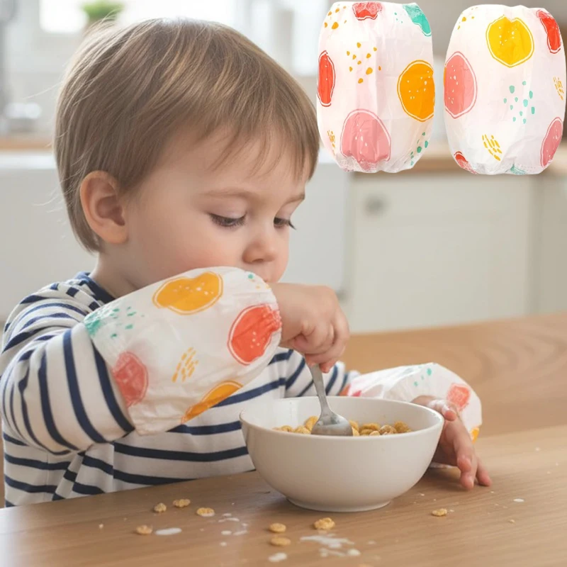 

Нежные одноразовые нарукавники для младенцев. Мягкий водонепроницаемый материал. Длина 65 дюймов для комфорта во время поделок и времени еды.