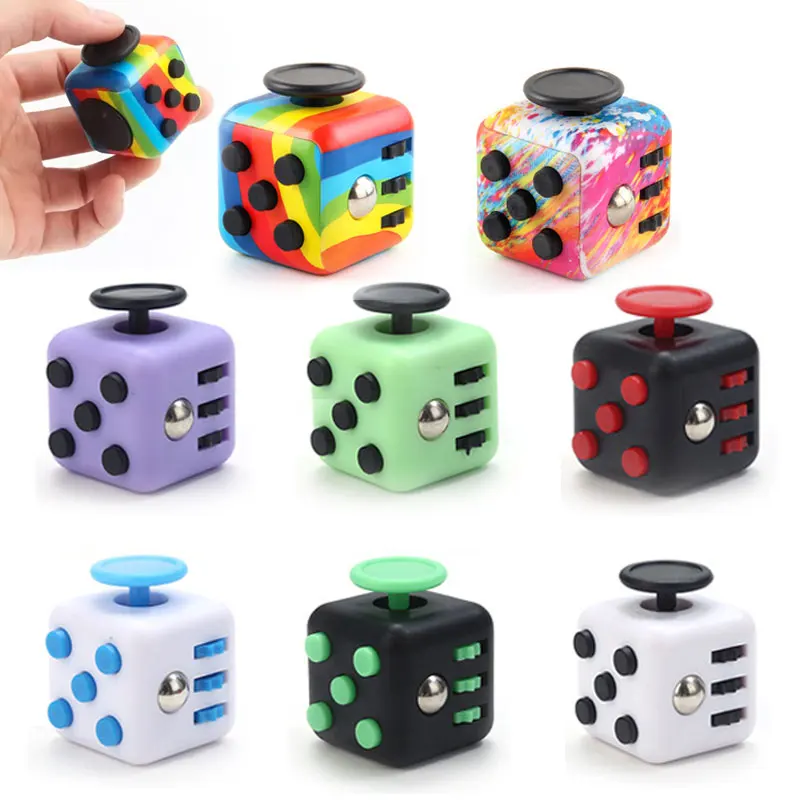 Kostka antystresowa Fidget Cube, 8 modeli, 3,4 cm, 40 g, spinner do rąk, narzędzie dekompresyjne dla osób z autyzmem, ADHD, lękami, redukujące stres, dla dzieci i dorosłych.