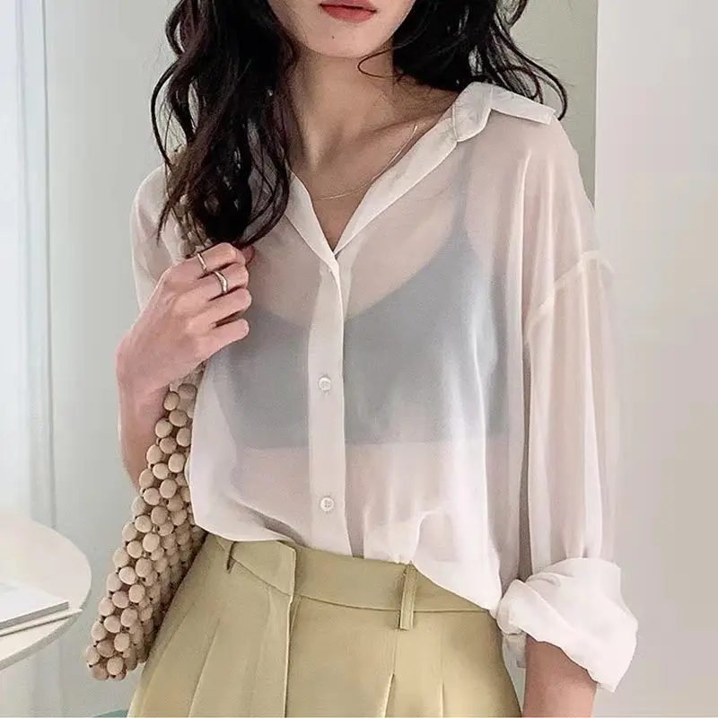 Blusa de gasa con protección solar para mujer, camisa blanca y negra de manga larga con botones, fina, holgada, informal, coreana, elegante, nueva