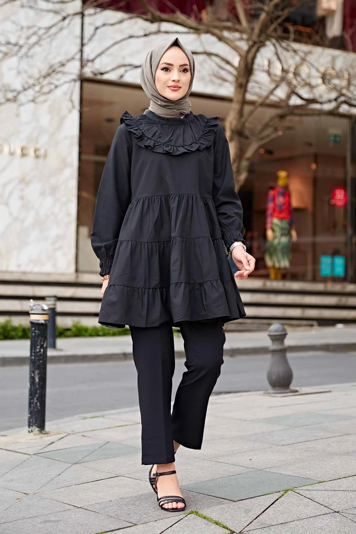 Front Frilled Temporary Shed Tunik MD Black