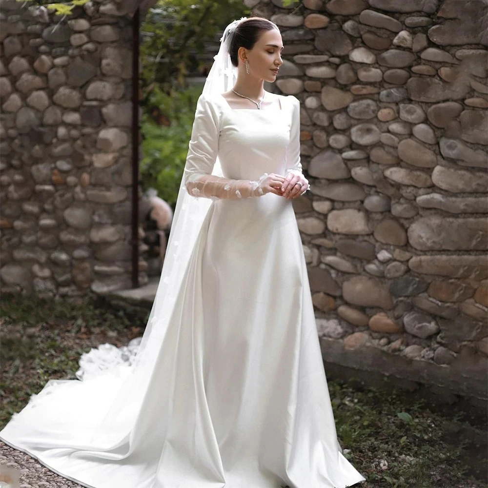 여성을 위한 아플리케 스트랩리스 슬리브리스 본 웨딩 드레스 맞춤 제작 멋진 레이스 아플리케 신부 드레스 보헤미안 스타일