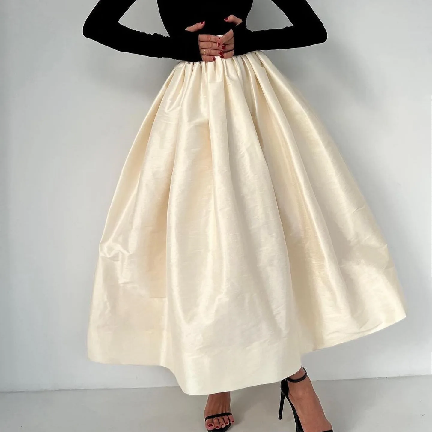 Yellow Pleated Maxi Skirt High-Waisted Flared A-Line Voluminous Ruffle Elegant Women’s Formal Evening Party Wedding Guest Wear