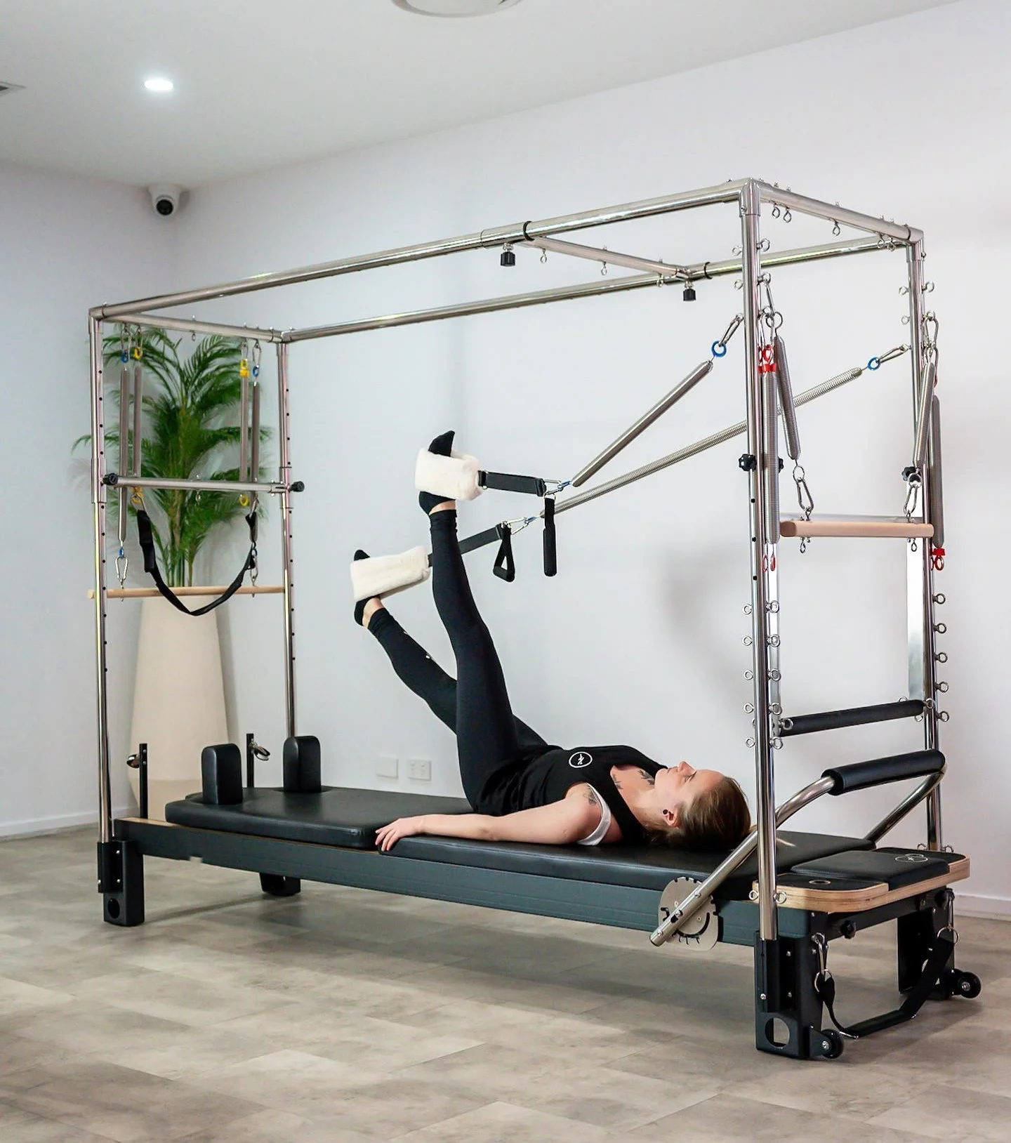 

Metal Aluminum Pilates Reformer Body Building Pilates Full Trapeze Cadillac With Reformer Metal Pilates Cadillac