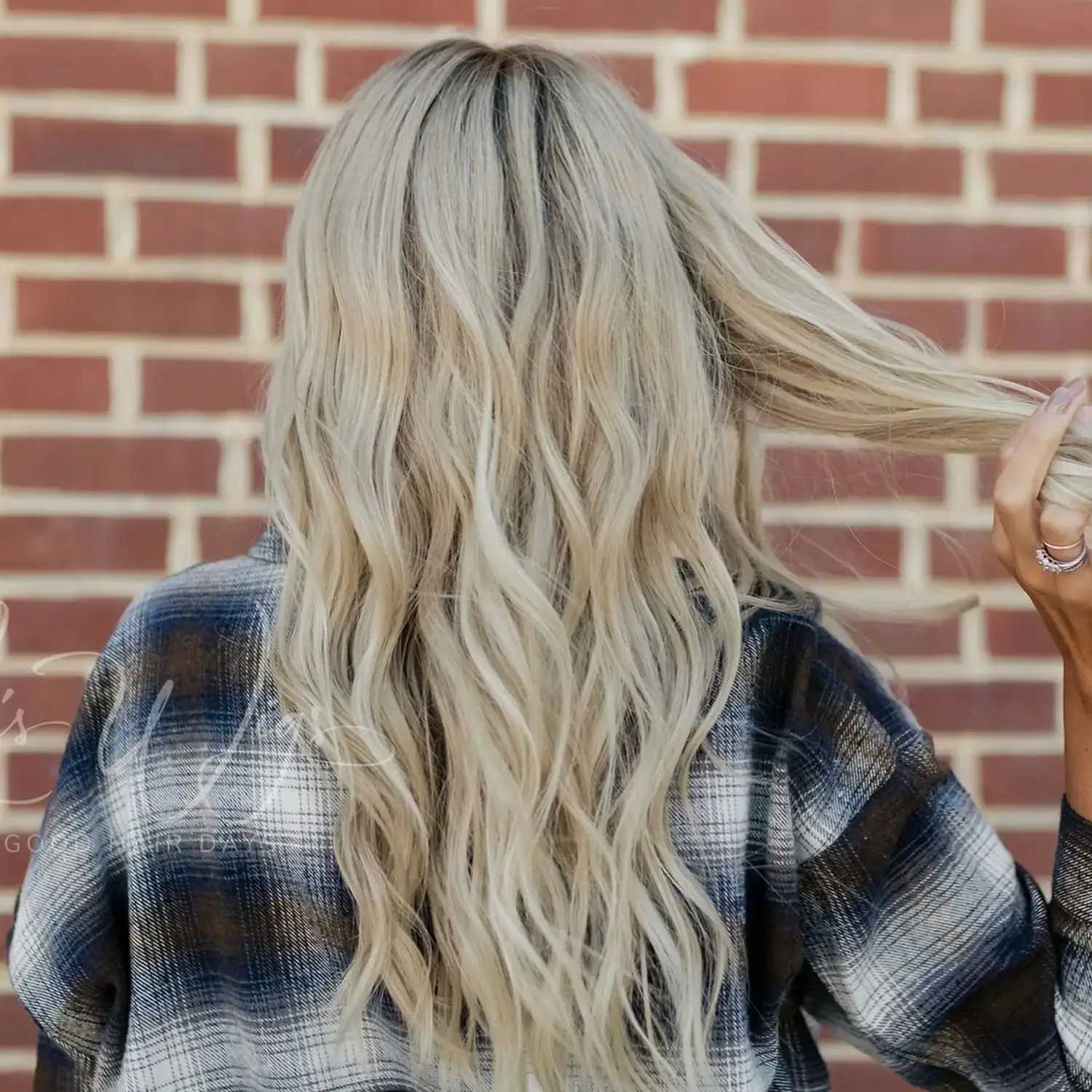 

Новый длинный пепельно-русый парик с объемной волной для женщин, свободная часть, кружевной парик с корнями теней, естественный вид, парик из синтетического термостойкого волокна