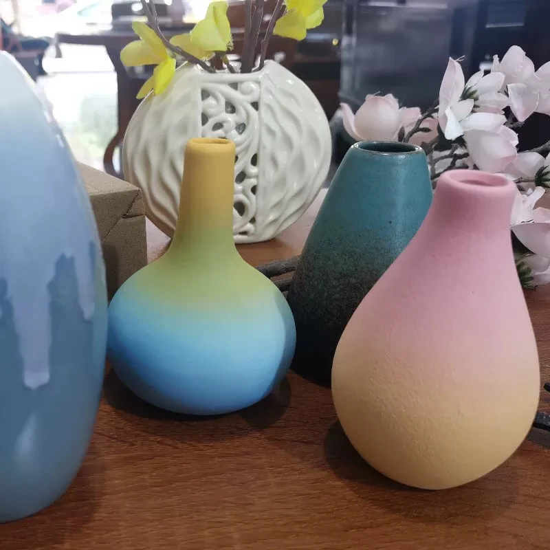 Nordic Modern Spray Painting Gradient Ceramic Vase, Home Living Room, Bedroom, Dining Room, Decoration, Frosted Small Vases, 1Pc