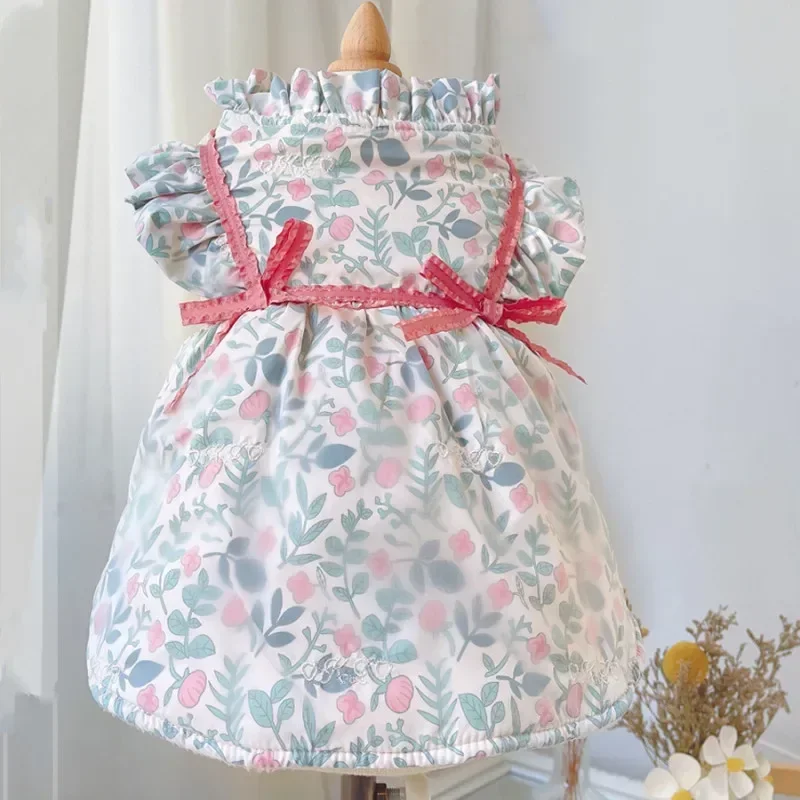 

Cute Floral Dog Dress Cat Skirt Winter Pet Clothes Doggy Puppy Clothing Chihuahua Yorkshire Terrier Pomeranian Maltese Costumes