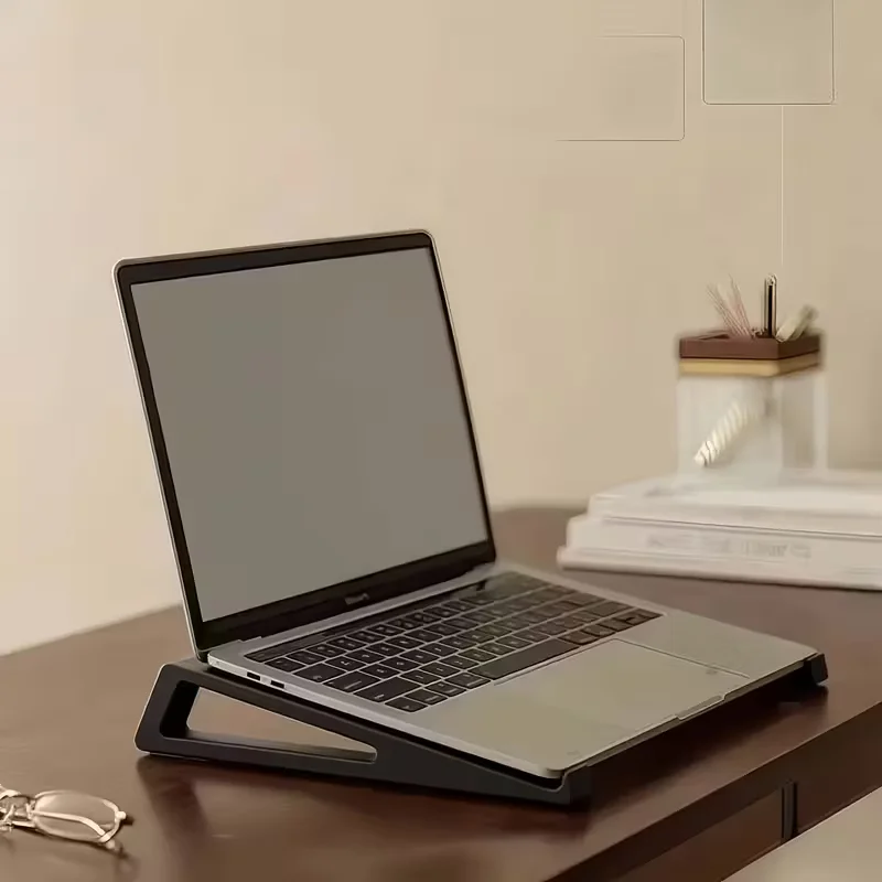 حامل كمبيوتر محمول مريح قابل للتعديل مع إمالة وتعديل الارتفاع - محمول لأجهزة MacBook والكمبيوتر الشخصي وتصميم بسيط