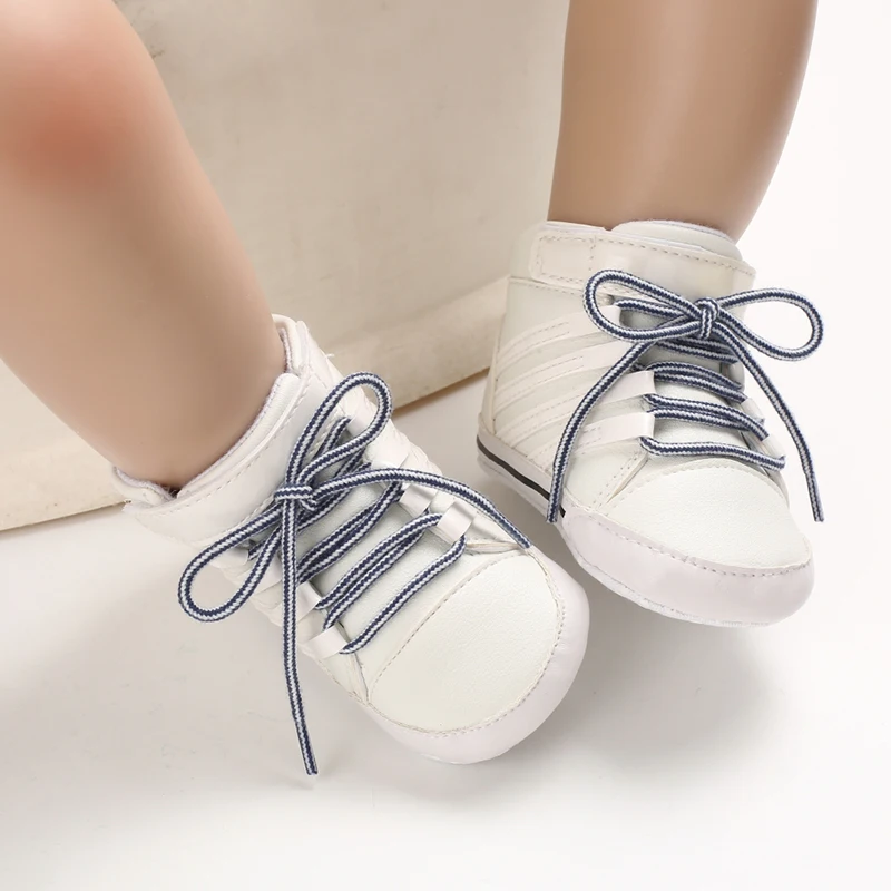 Weiße Tauf-Babyschuhe für Jungen und Mädchen, weichsohlige Baptismusschuhe, Sneakers für Neugeborene, Tauf-Lauflernschuhe – Detail 24