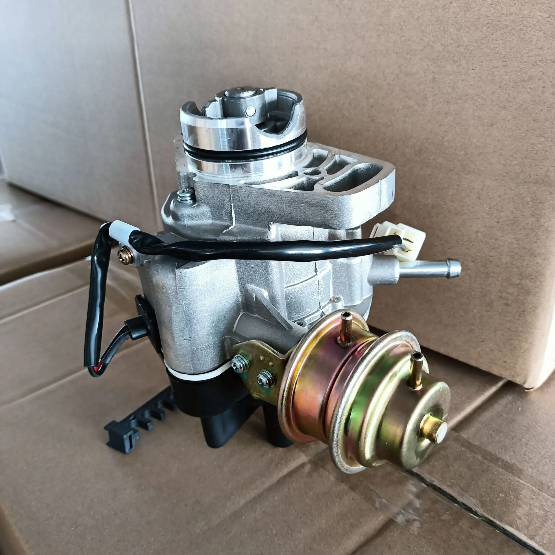 Ignition Distributor Suitable For T6t98582 Md164458 T6t87372