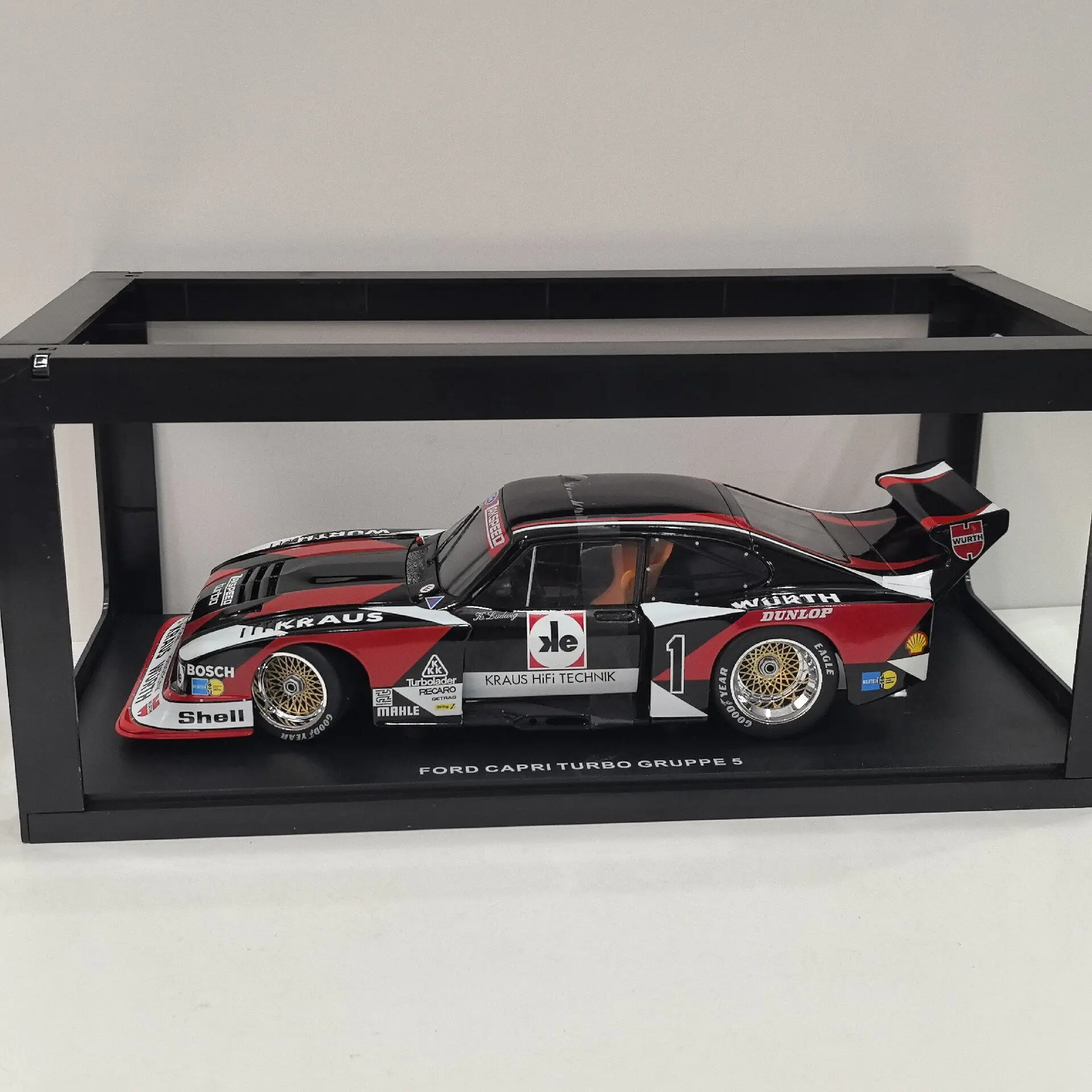 

Diecast WERK83 1/18 Scale FORD CAPRI #1 Racing Car H4 Alloy Car Model