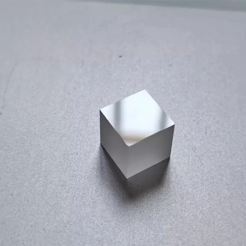 BGO crystal 10 * 10 * 1mm rough polished coating sheet, each size can be determined
