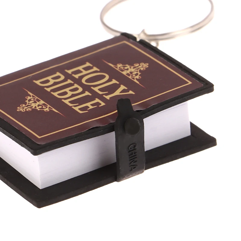 1pcs Mini Bible Keychain Book Pendant Key Chain Cars Key Bag Decoration Accessories English Cross Religious Keyring