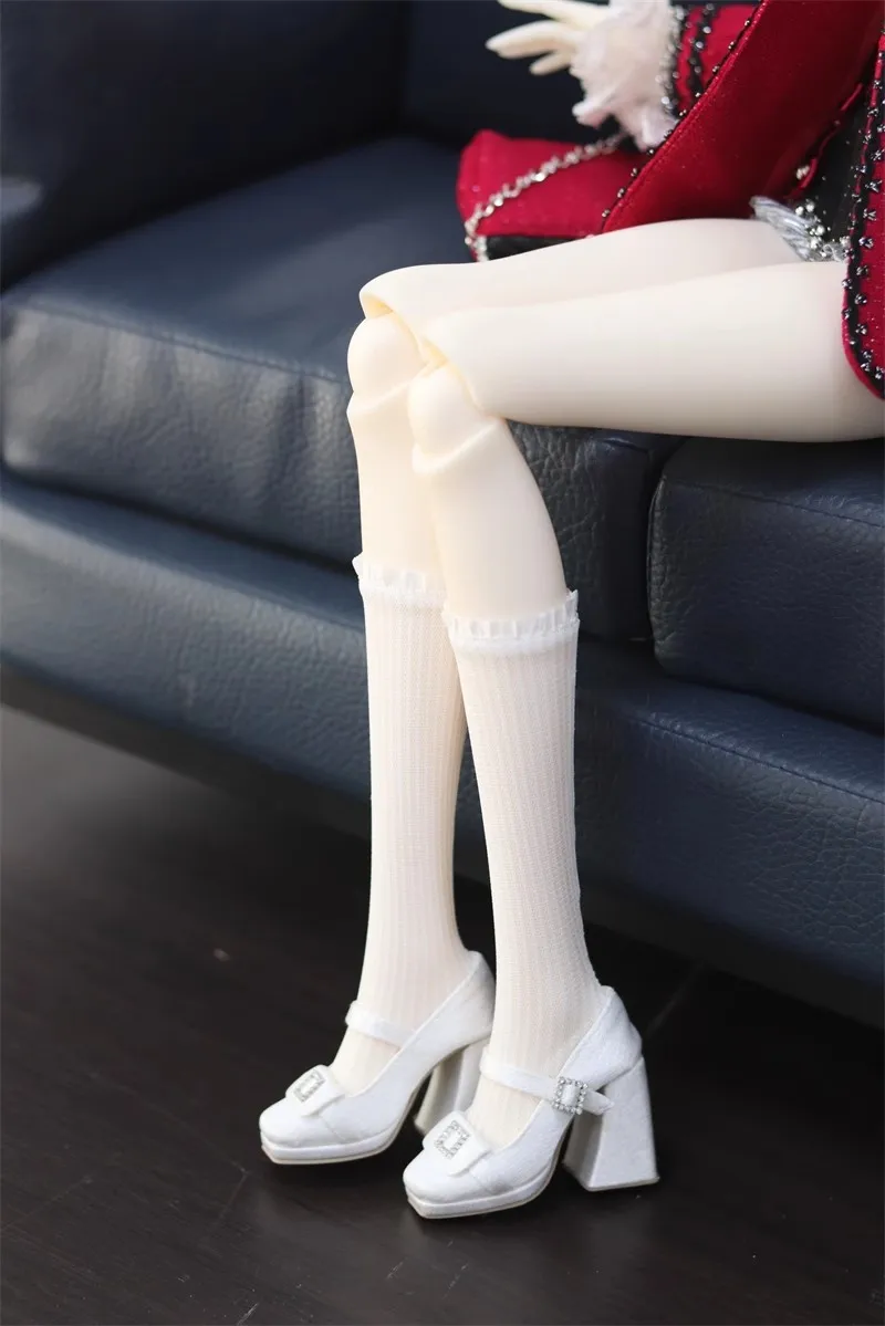 1-3-sd16-gr-dd-bjd-人形の靴おもちゃ女の子エレガントなスクエアトゥシングルバックル本物のシルク白黒厚いハイヒール人形アクセサリー