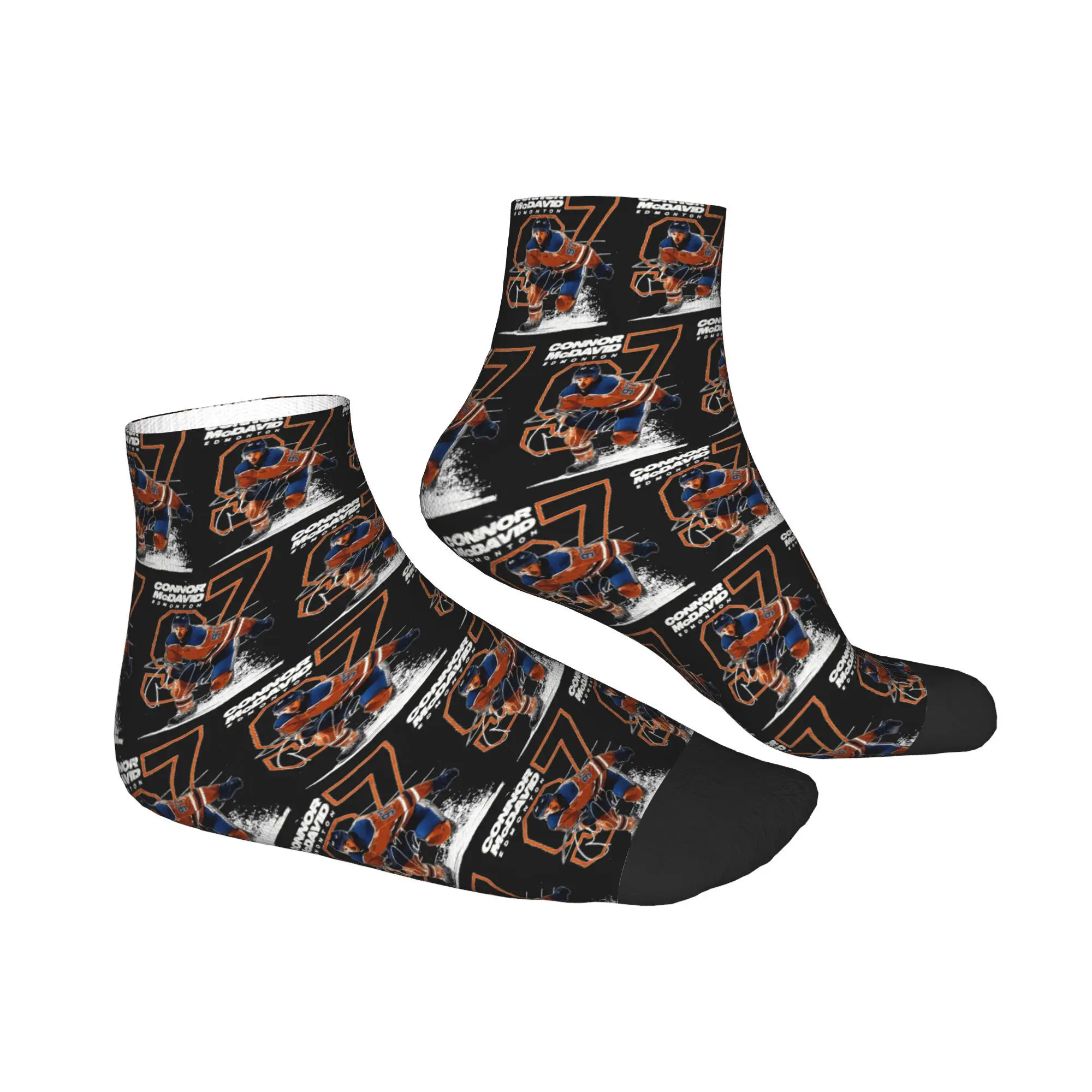 Alle Jahreszeiten Connor McDavid 97 für Edmonton Oilers Fans Socken Harajuku Super Tube Socken Weiche lässige Strümpfe für Männer Frauen