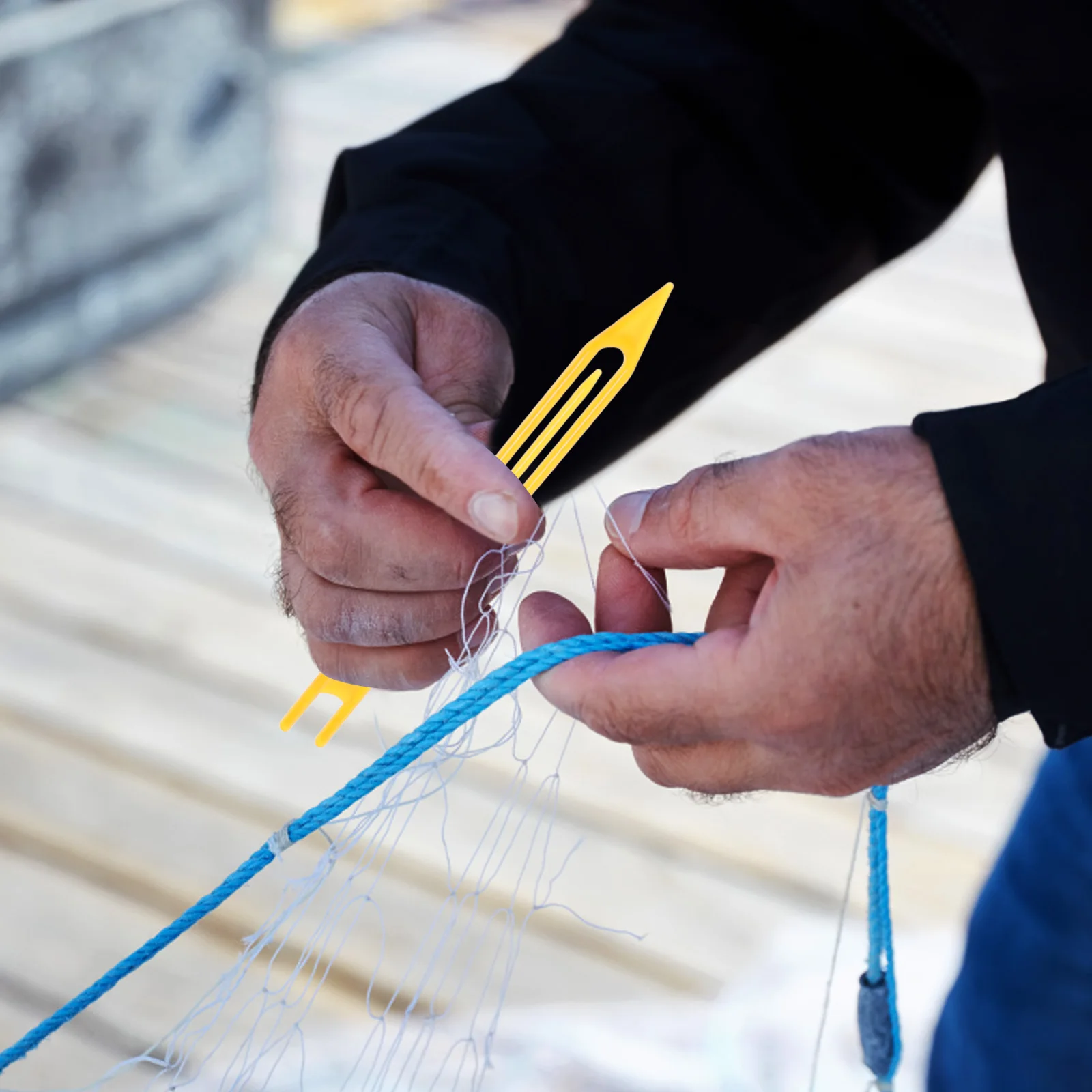 

30Pcs Professional Fish Net Repair Tool Plastic Knitting Shuttles Needle 1.3x16cm Sewing Accessories Fishing Line Equipment