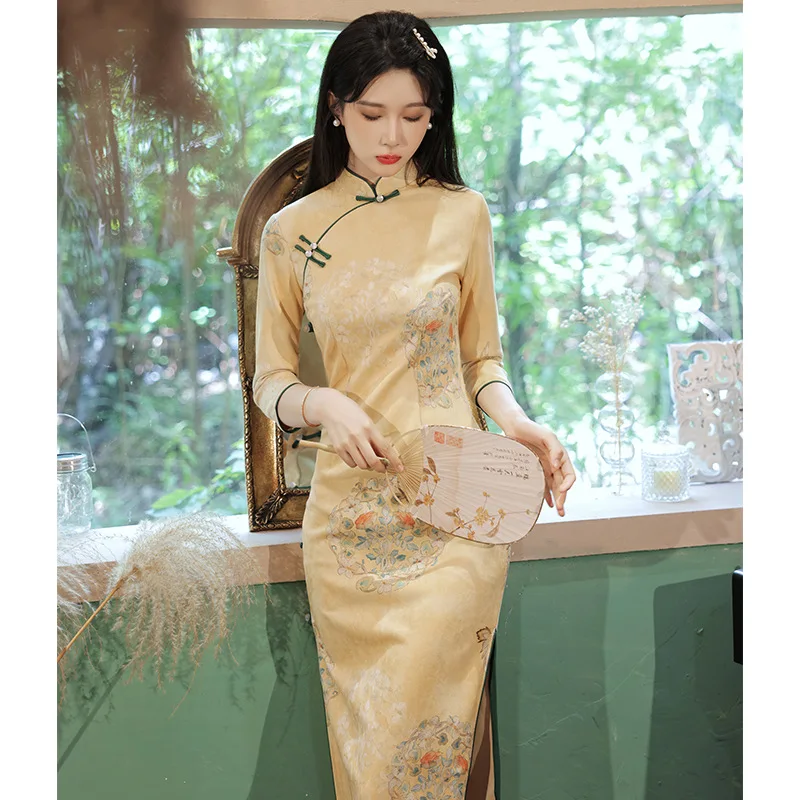 

Chinese National Yellow Cheongsam Suede Long Sleeve Dress Slim Floral Retro Women Long Qipao XXL