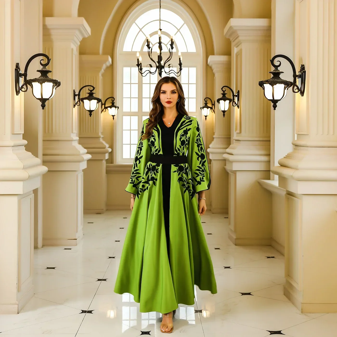 Muslim Elegant Green Belted Dress Flowers Embroidery Abaya Retro Vestidos V-neck Skirt Split Sleeves Gown Women Jalabiya Kaftan