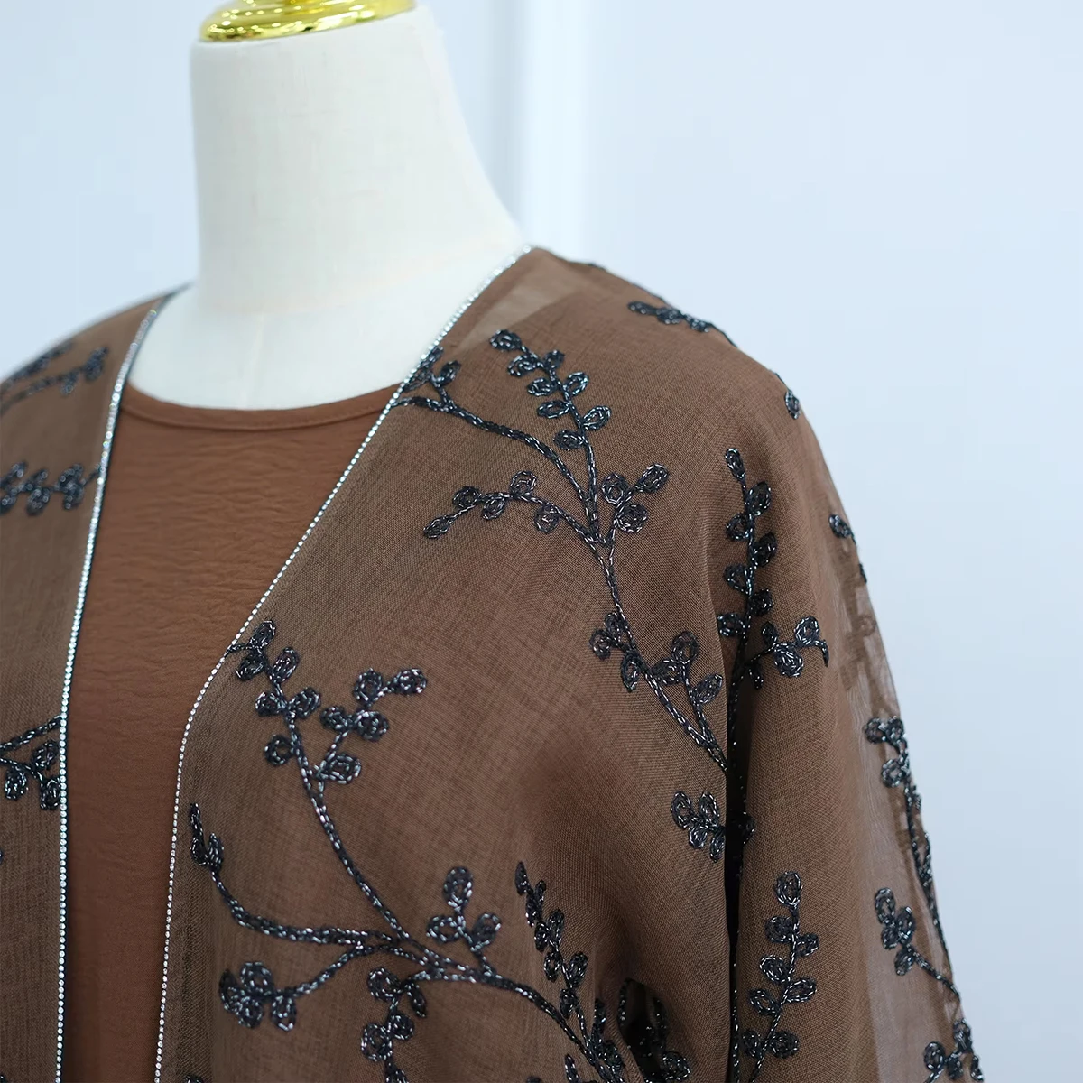 Abaya 2025, islamische Kleidung, Spitze, Blumenstickerei, luxuriöse Abaya, muslimisches Damenkleid, Dubai, Kimono, Strickjacke, Abaya und Innenkleid
