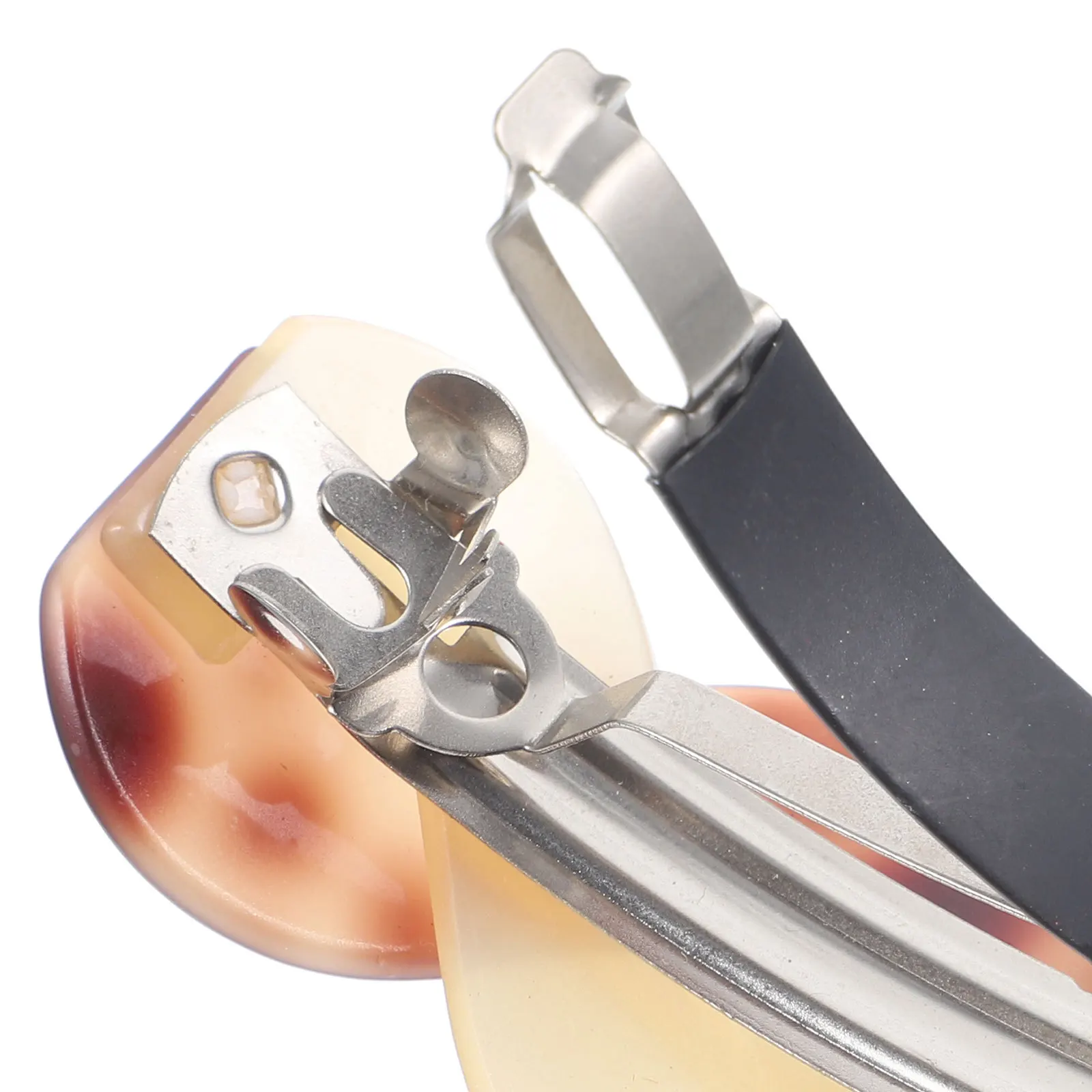 

2Pcs Shiny Acrylic Hair Barrettes for Women Elegant Ponytail Clips Lightweight Portable Holders for Thick Or Fine Hair