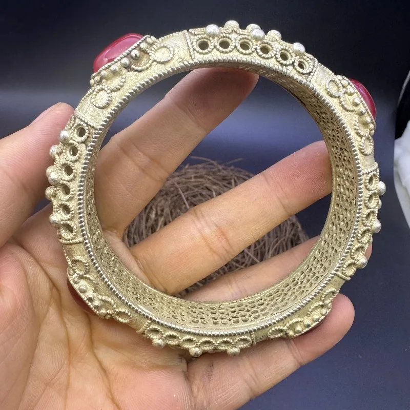 Ethnic Retro Filigree Cuff with Ruby Inlay, Handcrafted Tibetan Silver Decorative Wrist Accessory