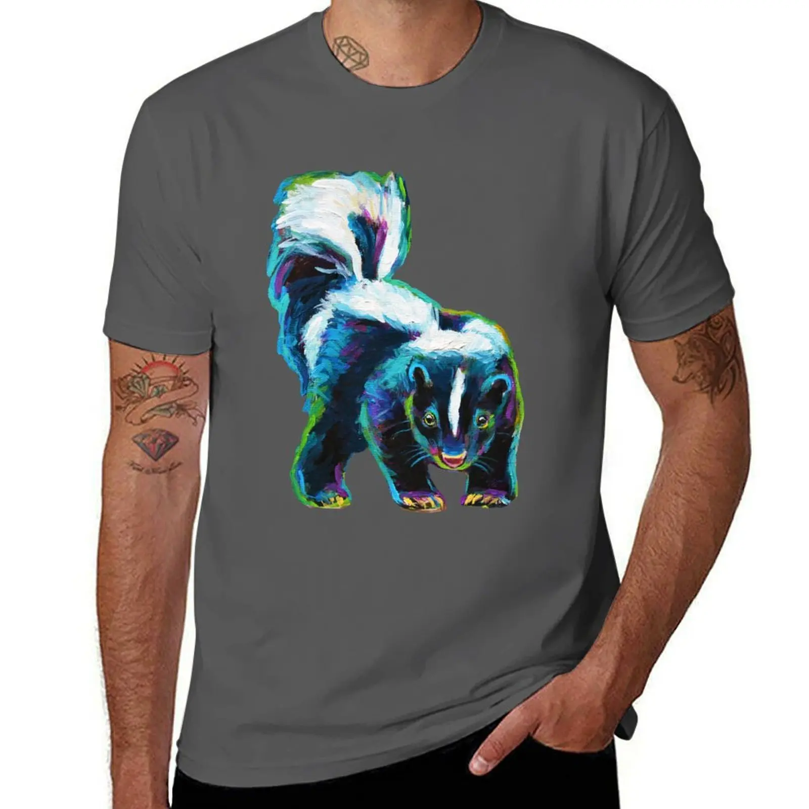 

Skunk by Robert Phelps T-Shirt t shirts with prints t shirt men 100% cotton luxury brand T-Shirt
