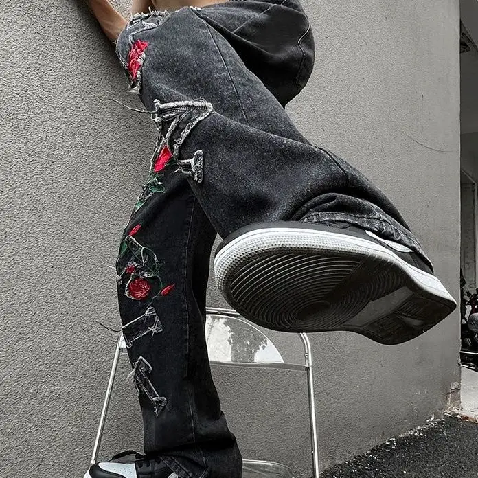 New Hip-Hop High Street Casual Rose Embroidery Straight Jeans Men American Fashion Brand Casual Loose Pants Mens Jeans
